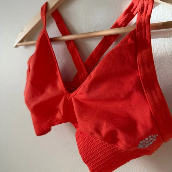 NWOT FP Movement Good Karma Super Plunge Bra - Picture 5 of 6
